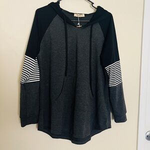 Cyanstyle Top Hoodie NWT
